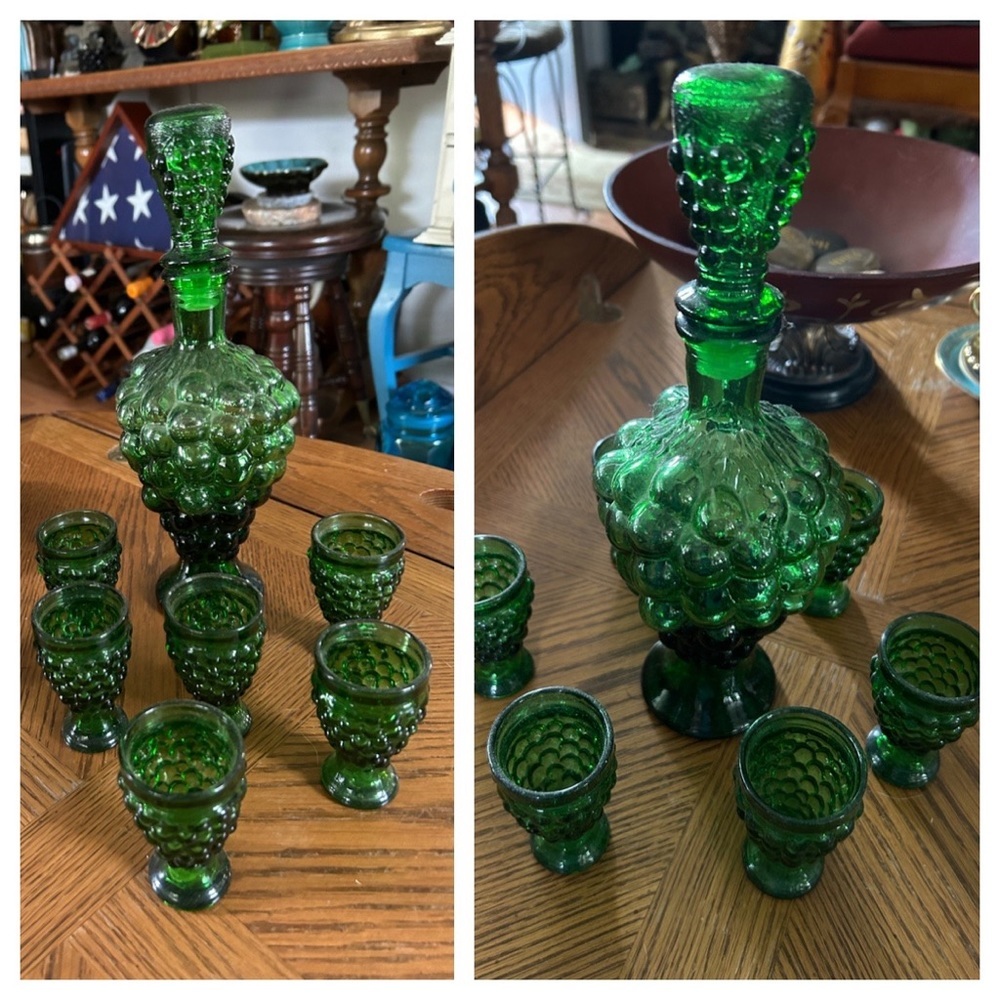 Vintage Green  Grape Glass Liquor Decanter & 6 Footed Glasses